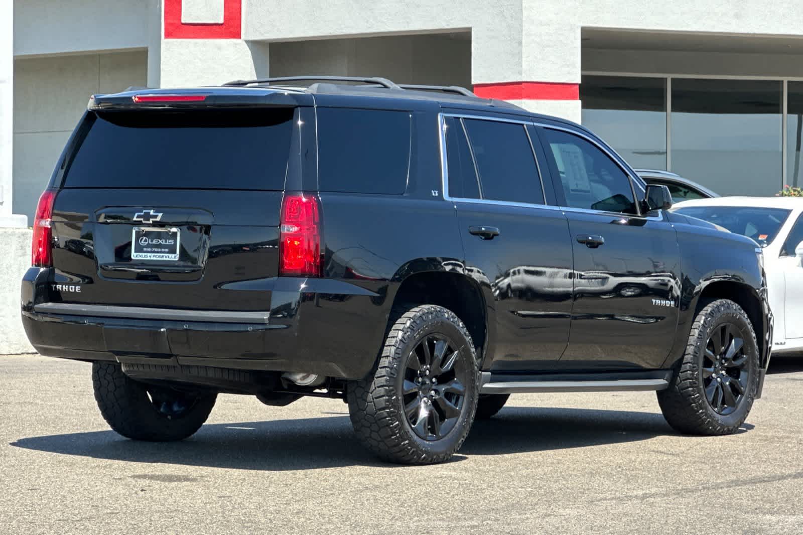 2017 Chevrolet Tahoe LT 2