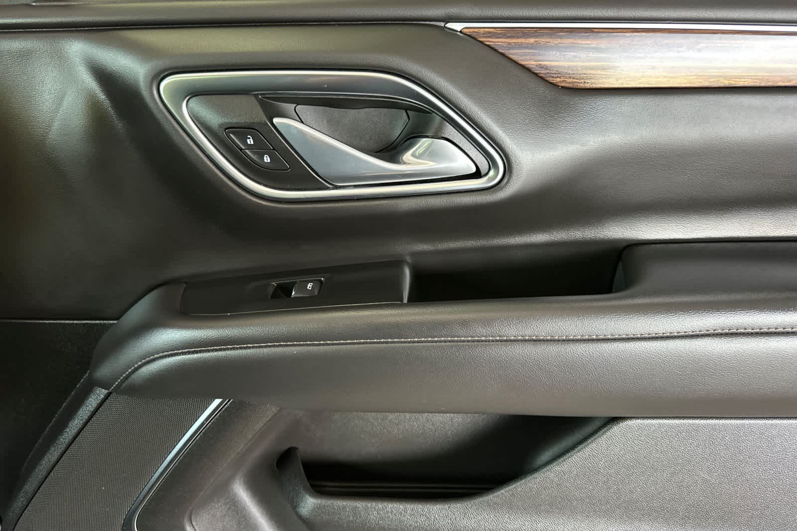 Thumbnail: 2021 Chevrolet Suburban - 19