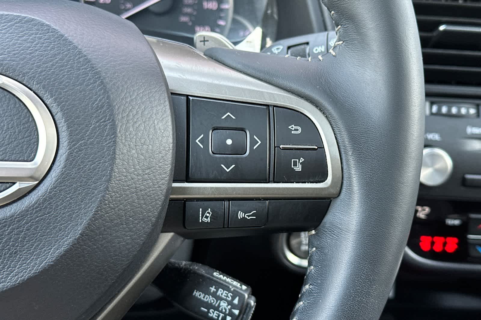 Thumbnail: 2022 Lexus RX - 28