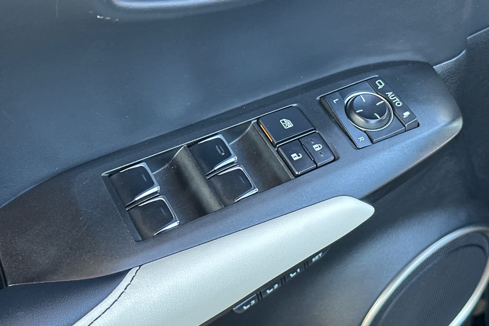 Thumbnail: 2020 Lexus NX - 13
