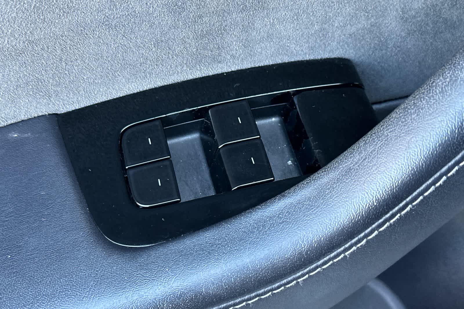 Thumbnail: 2020 Tesla Model 3 - 13