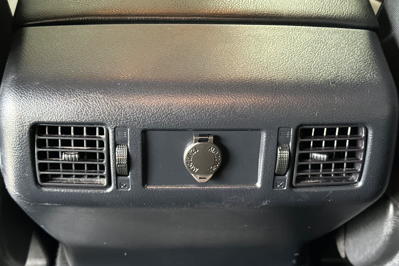 Thumbnail: 2018 Toyota Tundra - 14