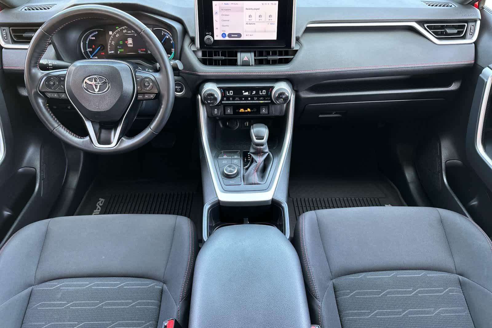 2023 Toyota RAV4 Prime SE 3