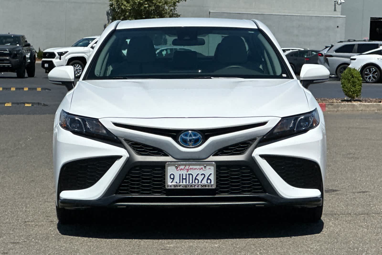 2024 Toyota Camry SE 10