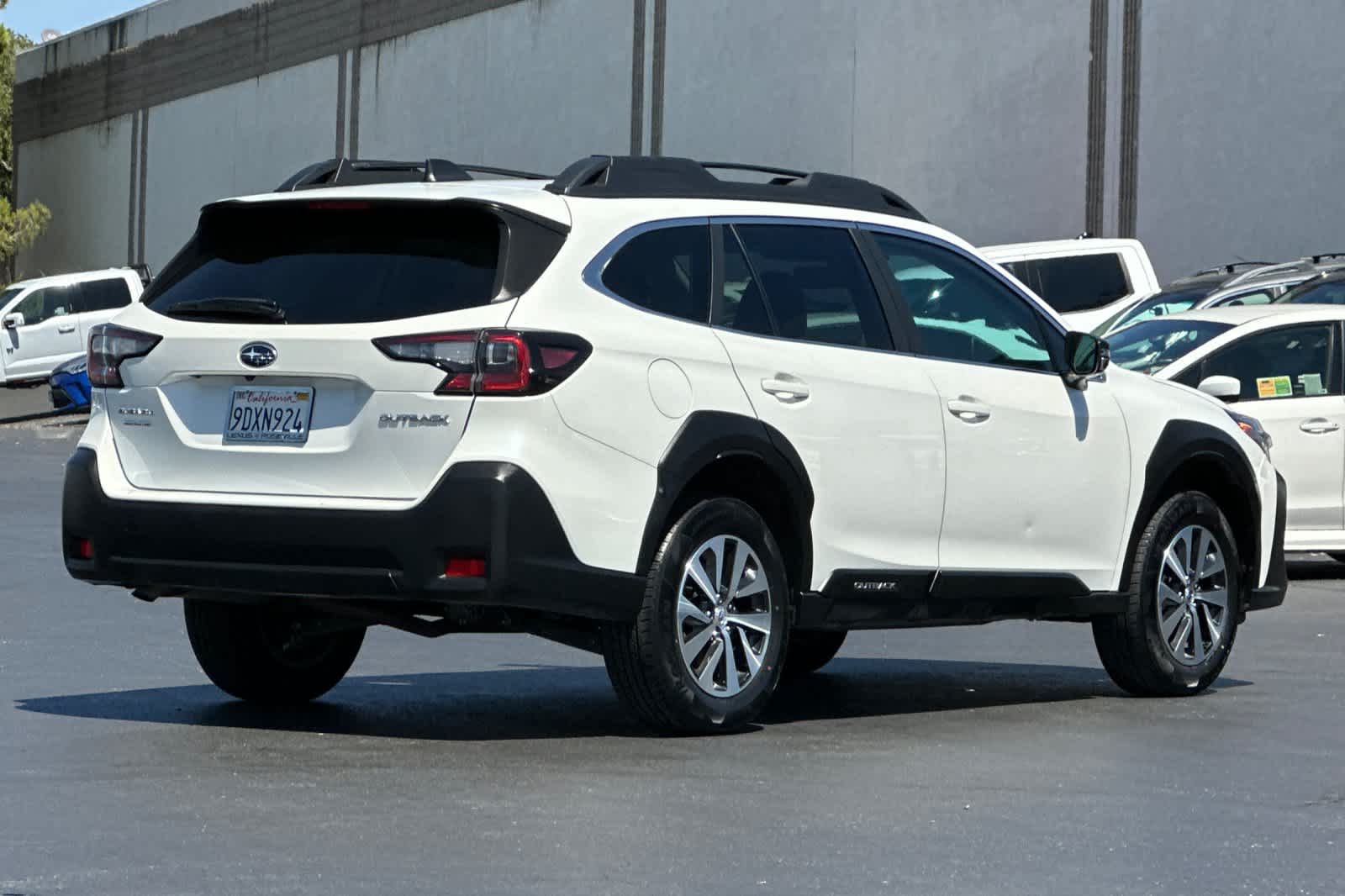 Thumbnail: 2023 Subaru Outback - 2