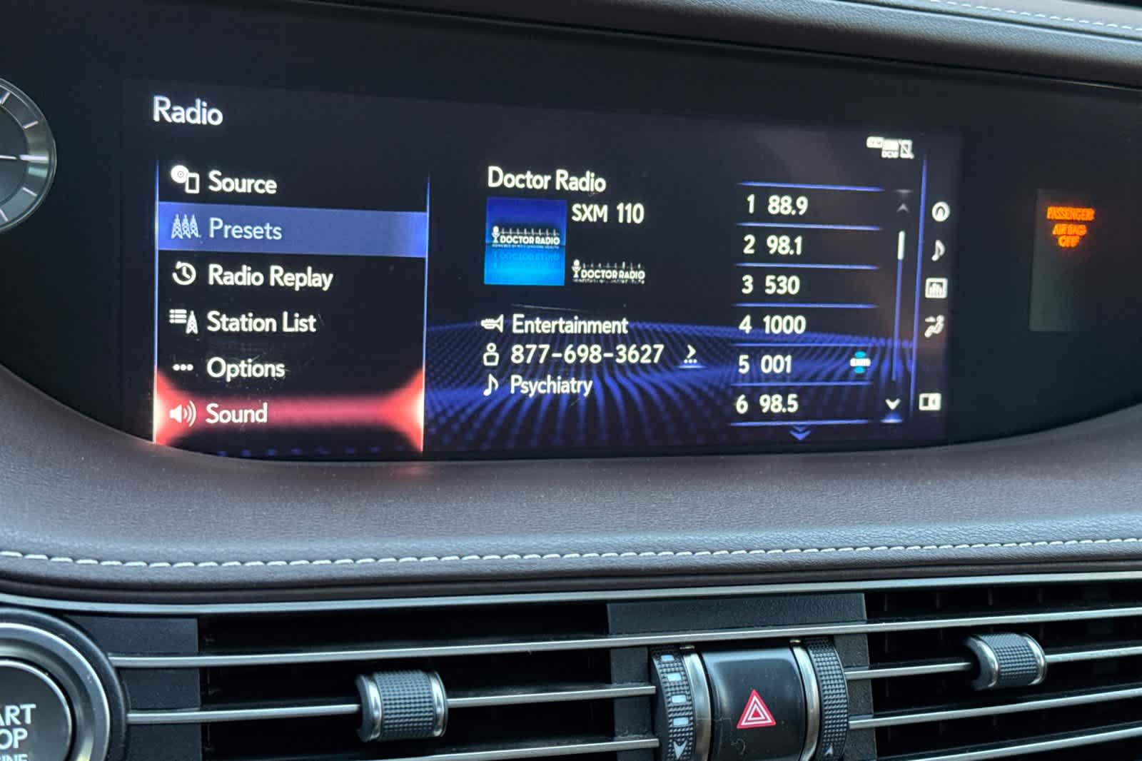 Thumbnail: 2019 Lexus LS - 19