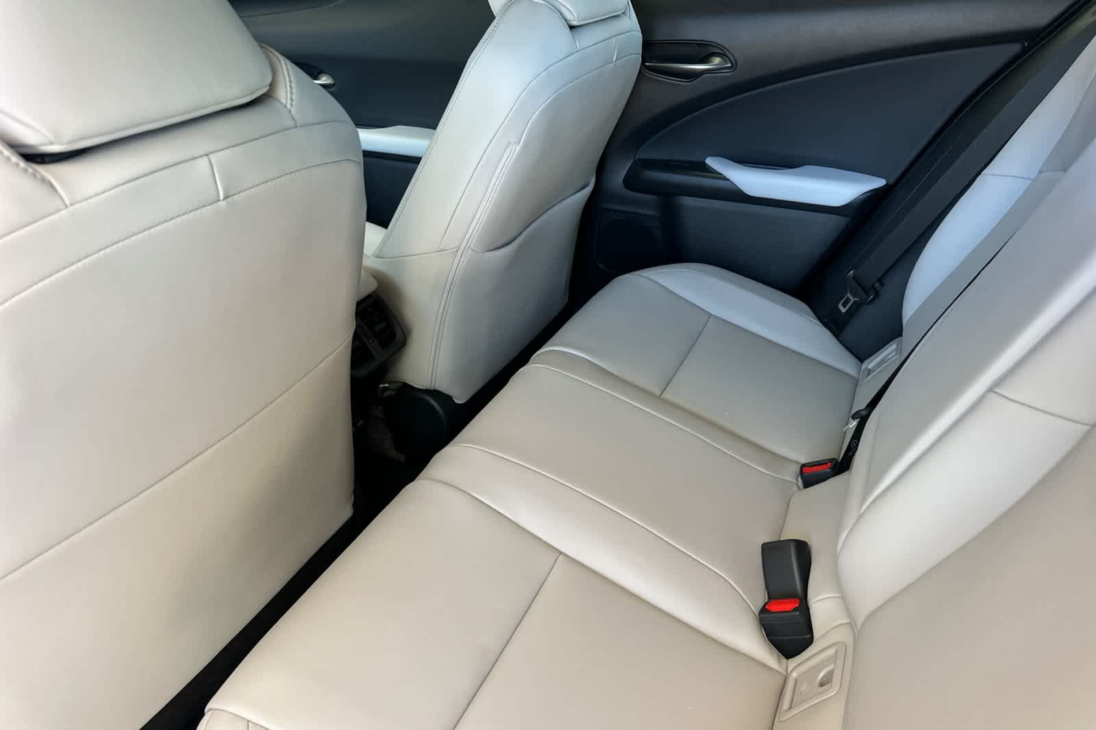 Thumbnail: 2026 Lexus UX - 4