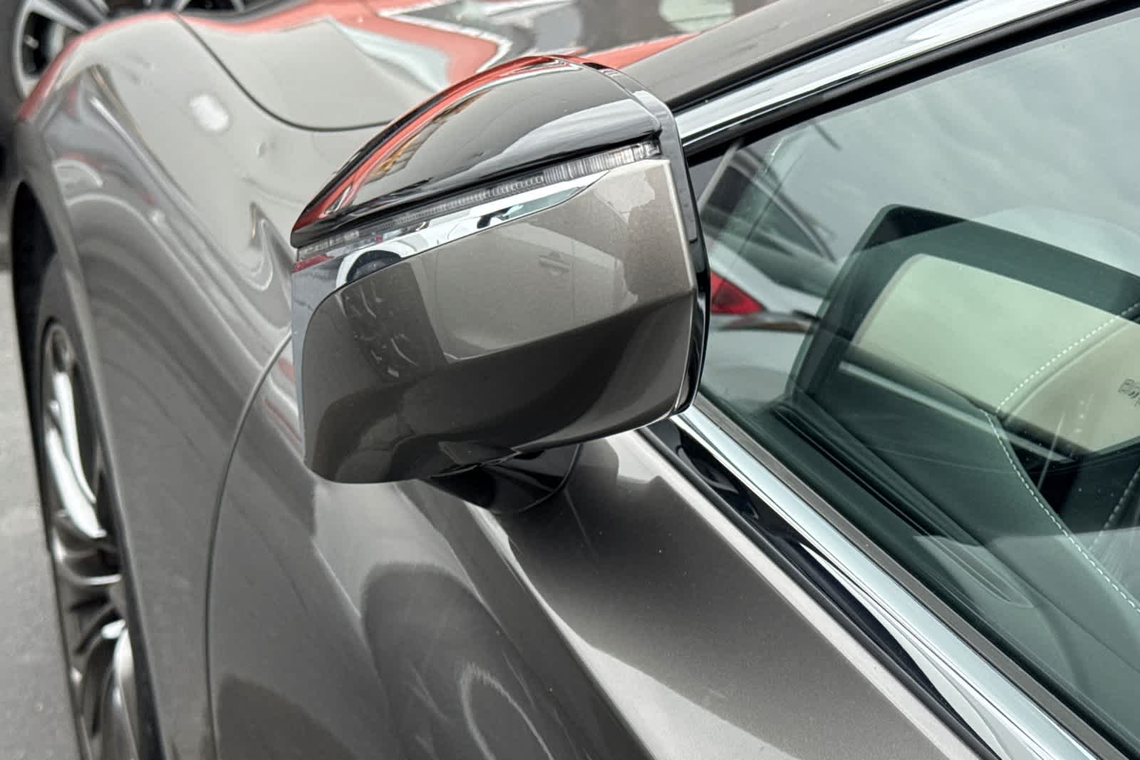 Thumbnail: 2018 Lexus LS - 20