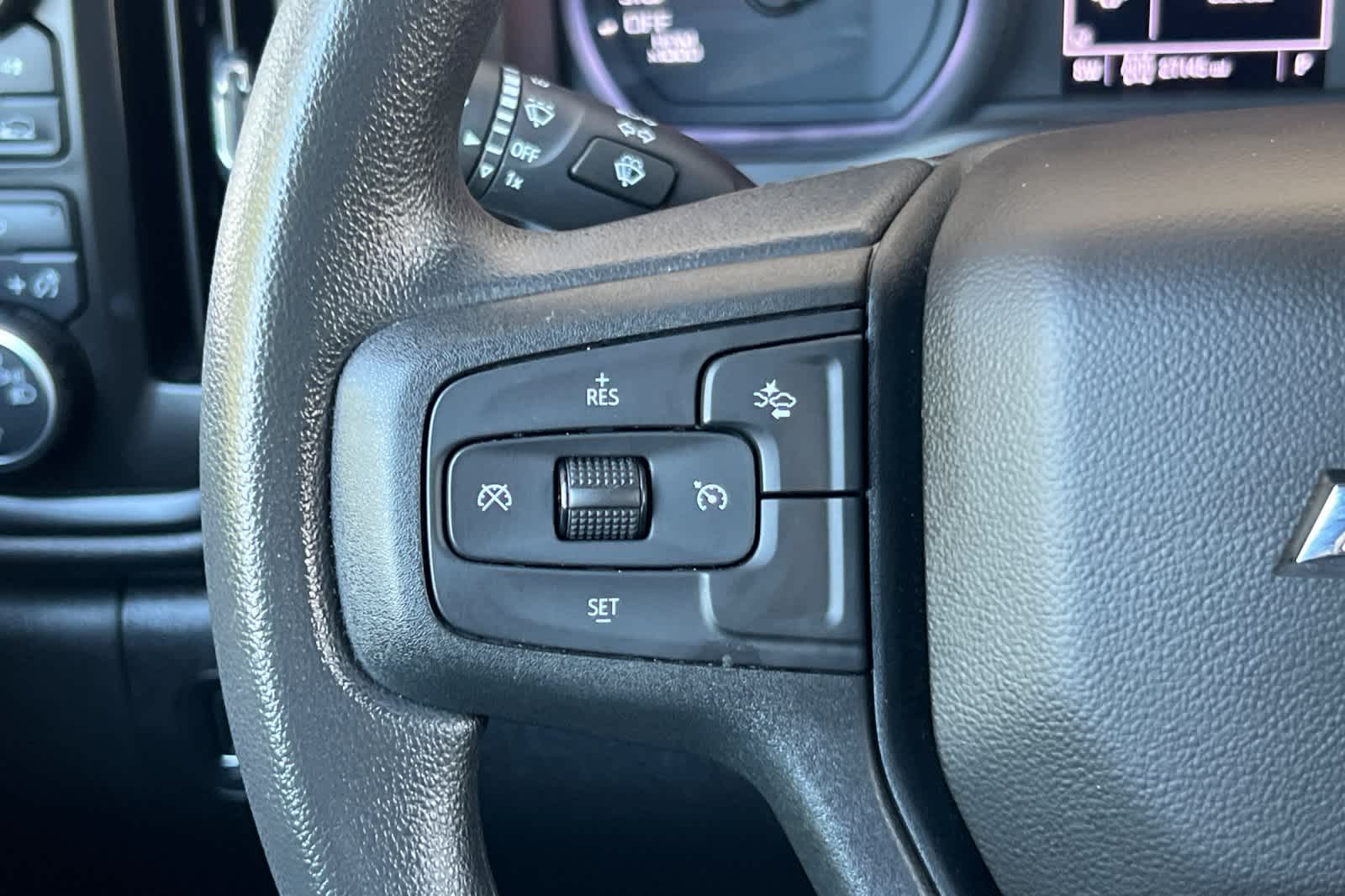 Thumbnail: 2022 Chevrolet Silverado 1500 - 25