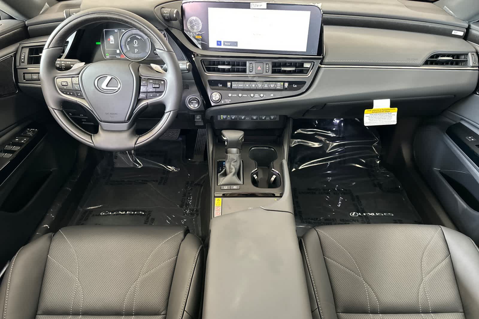 Thumbnail: 2025 Lexus ES - 3