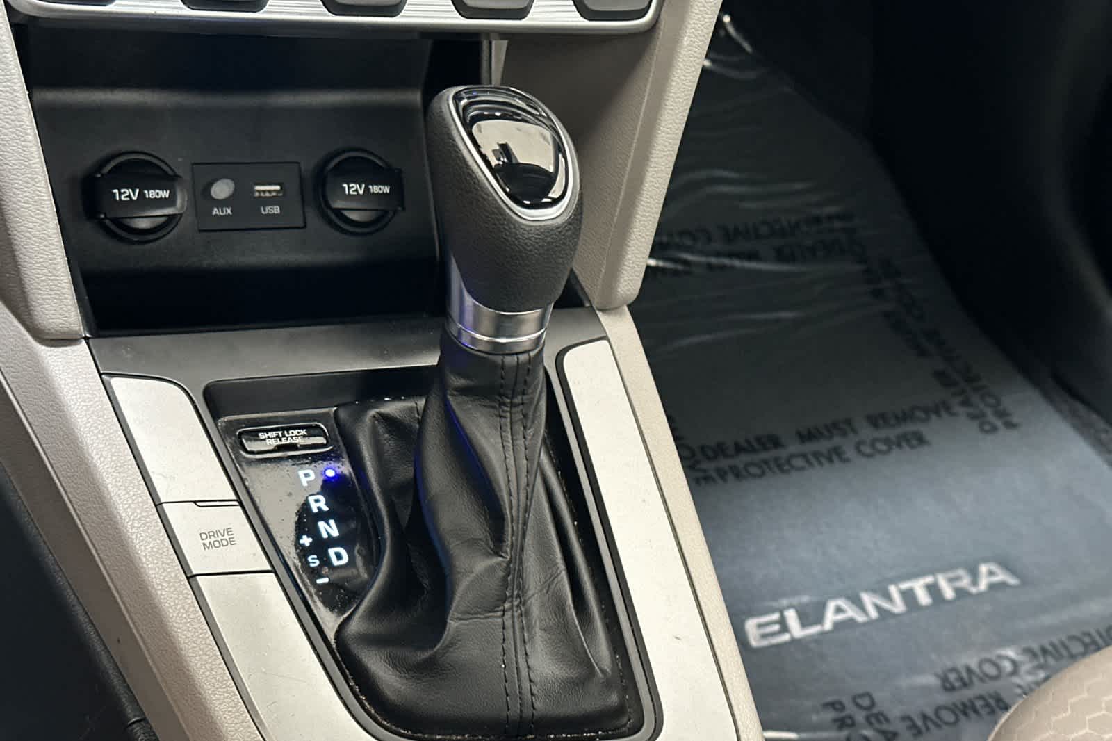 Thumbnail: 2020 Hyundai Elantra - 21