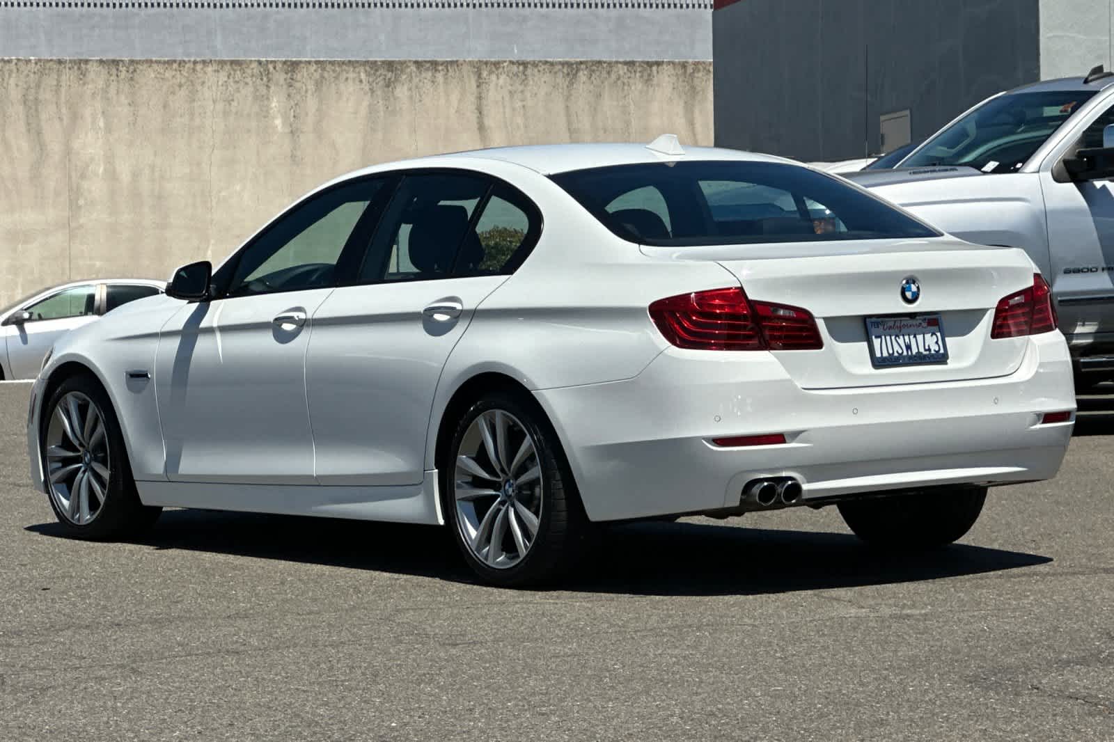 Thumbnail: 2016 BMW 5 Series - 7