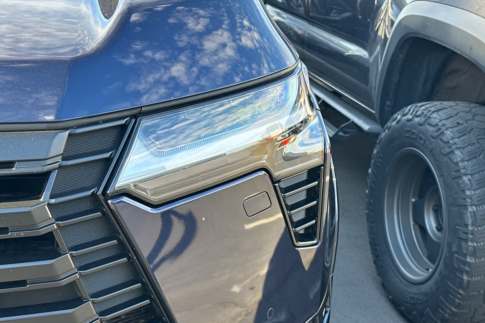 Thumbnail: 2024 Lexus GX - 10