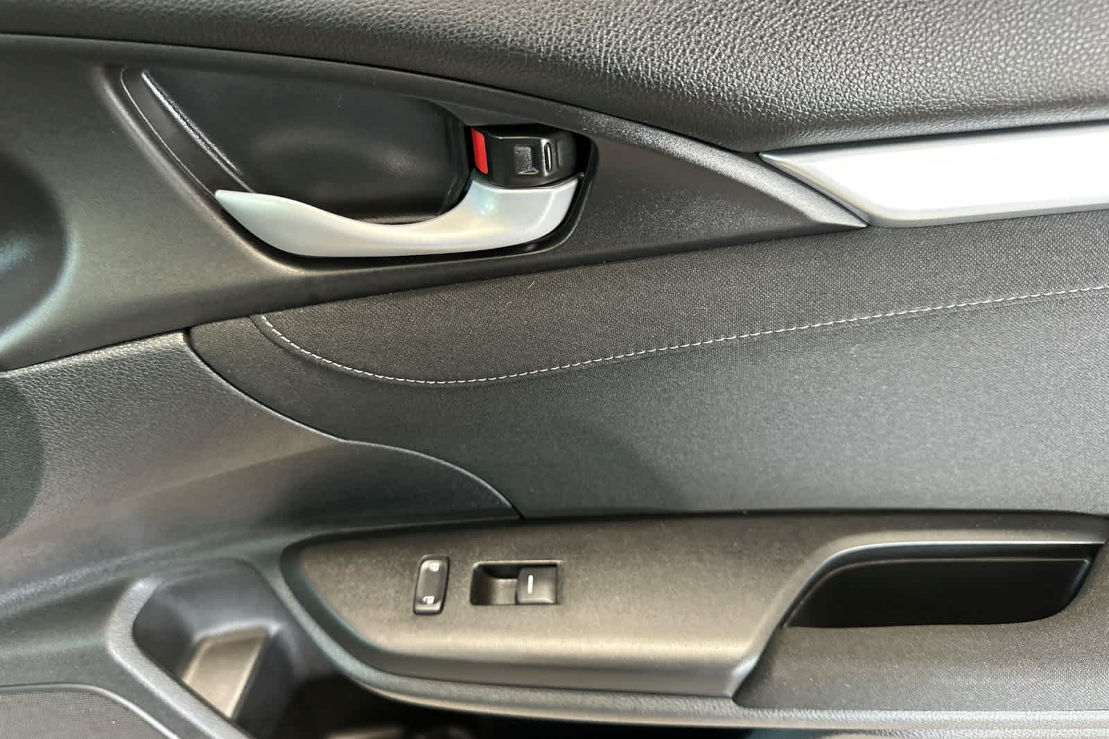 Thumbnail: 2018 Honda Civic - 17