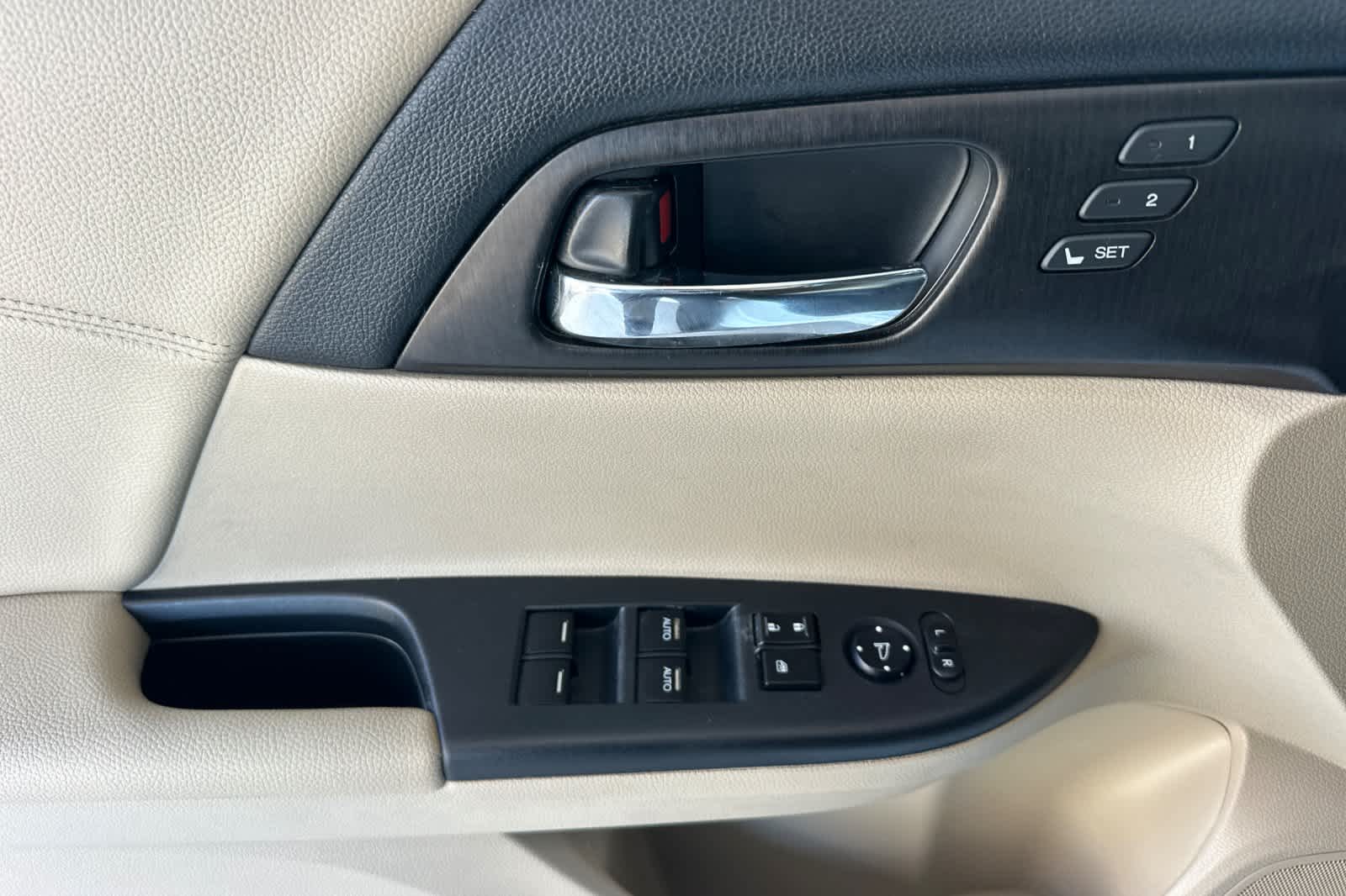 Thumbnail: 2014 Honda Accord - 12