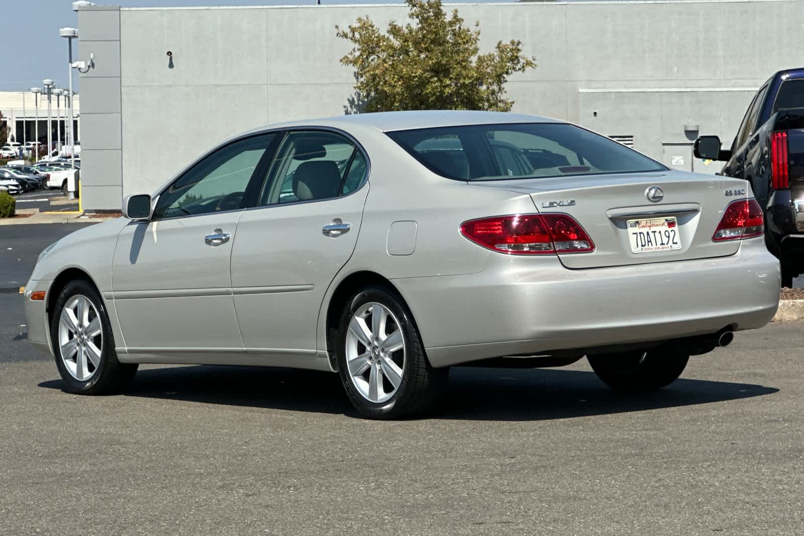Thumbnail: 2005 Lexus ES - 7