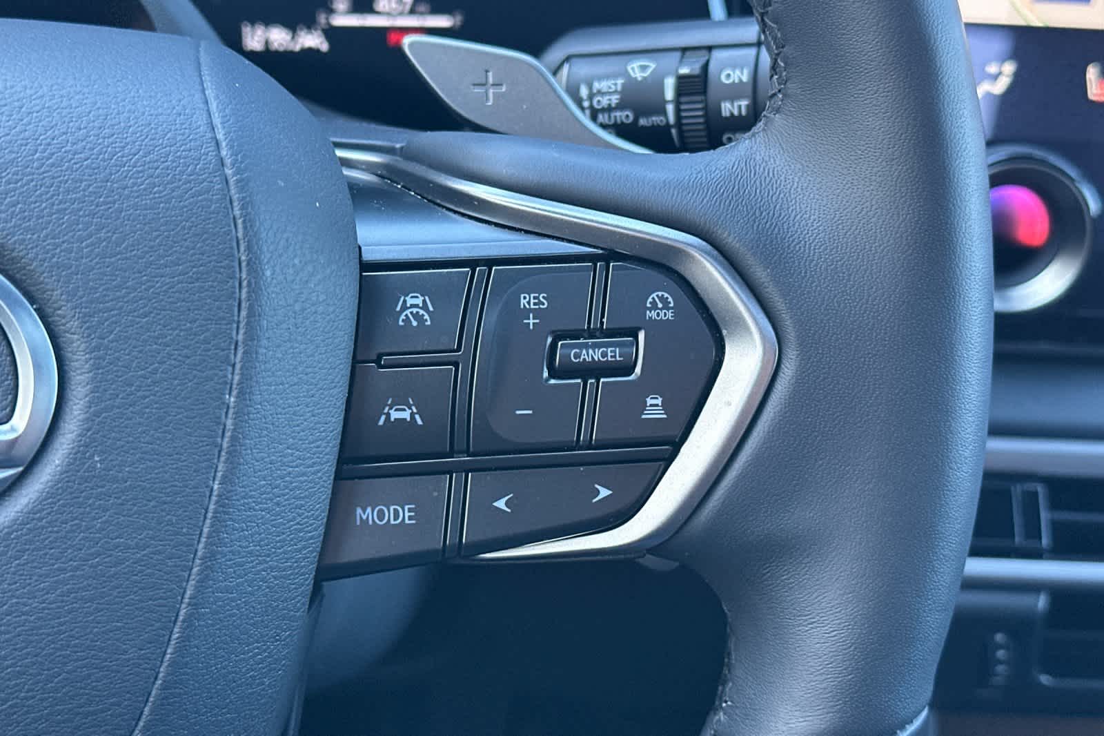 Thumbnail: 2025 Lexus RX - 28