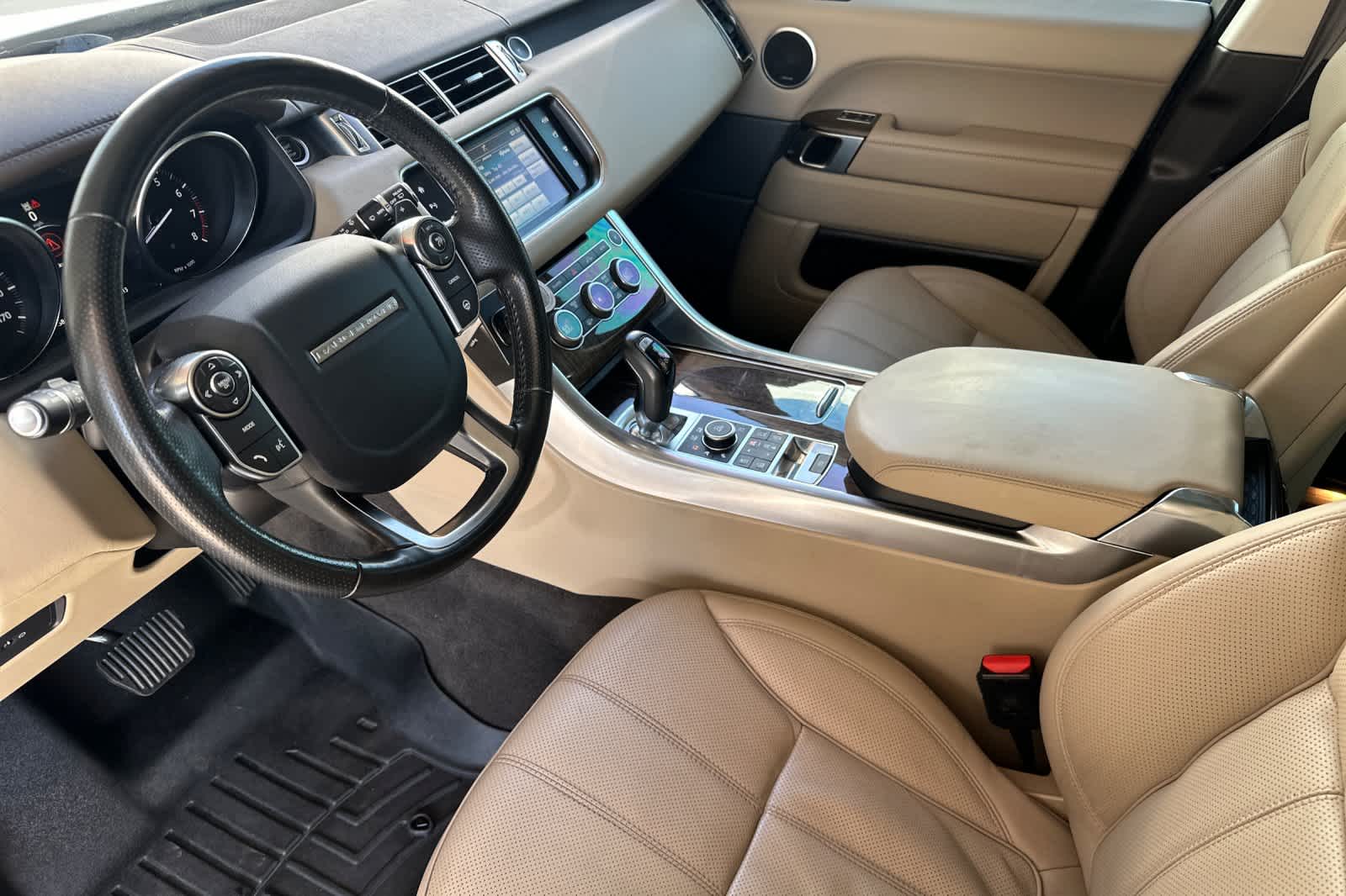 Thumbnail: 2016 Land Rover Range Rover Sport - 11
