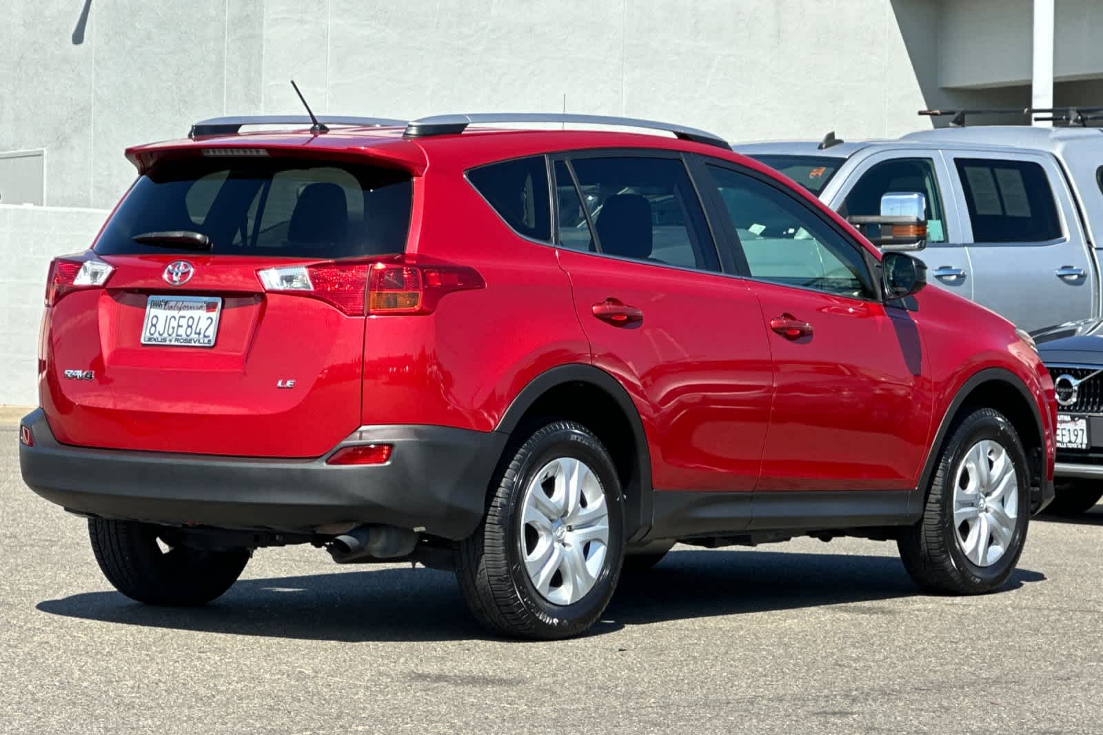 Thumbnail: 2015 Toyota RAV4 - 2