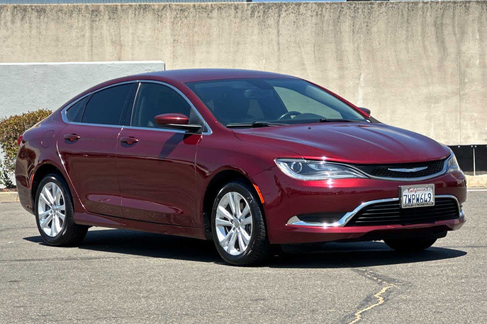 2017 Chrysler 200 Limited 5