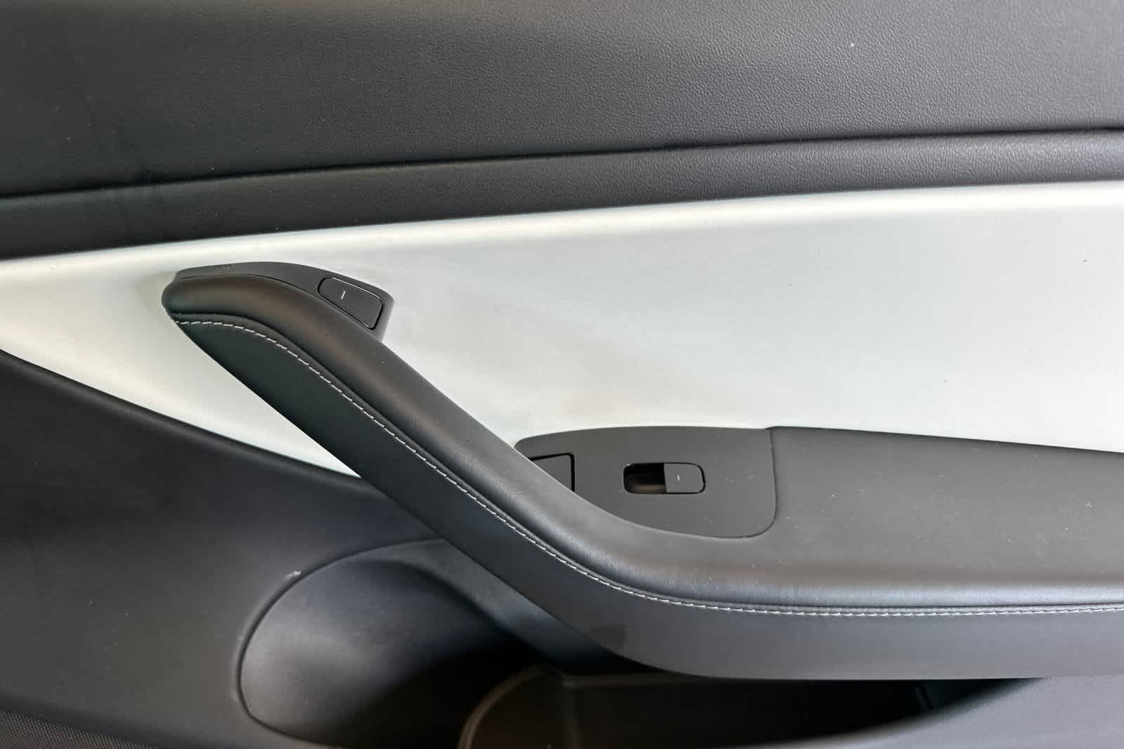 Thumbnail: 2019 Tesla Model 3 - 18