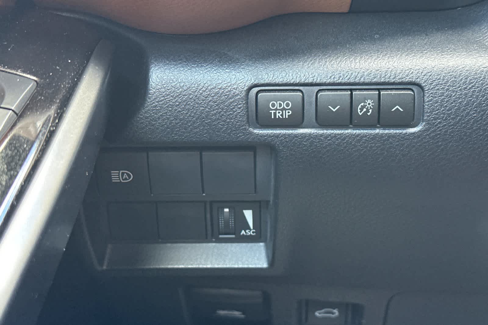 Thumbnail: 2024 Lexus IS - 29