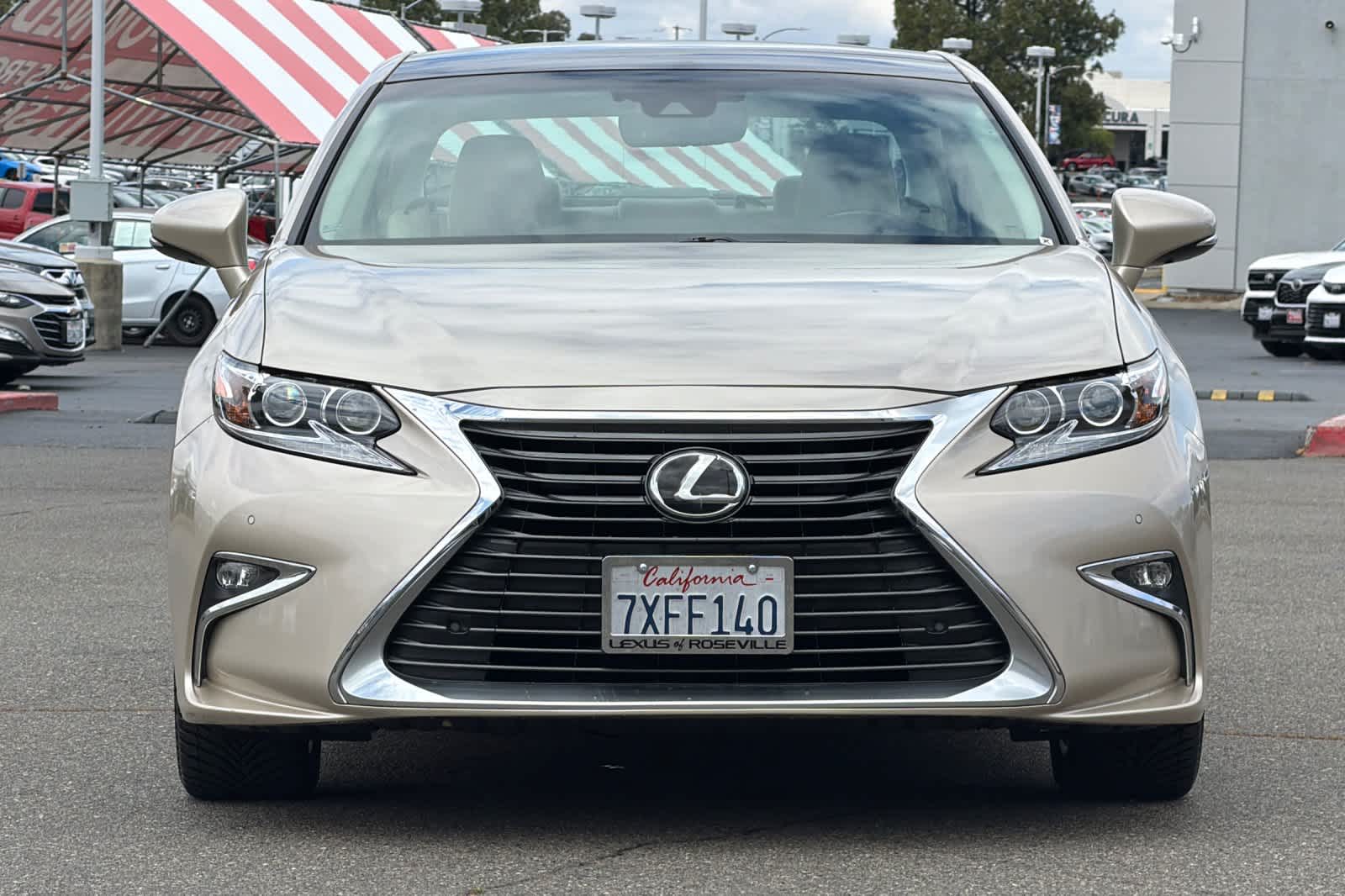 Thumbnail: 2017 Lexus ES - 9