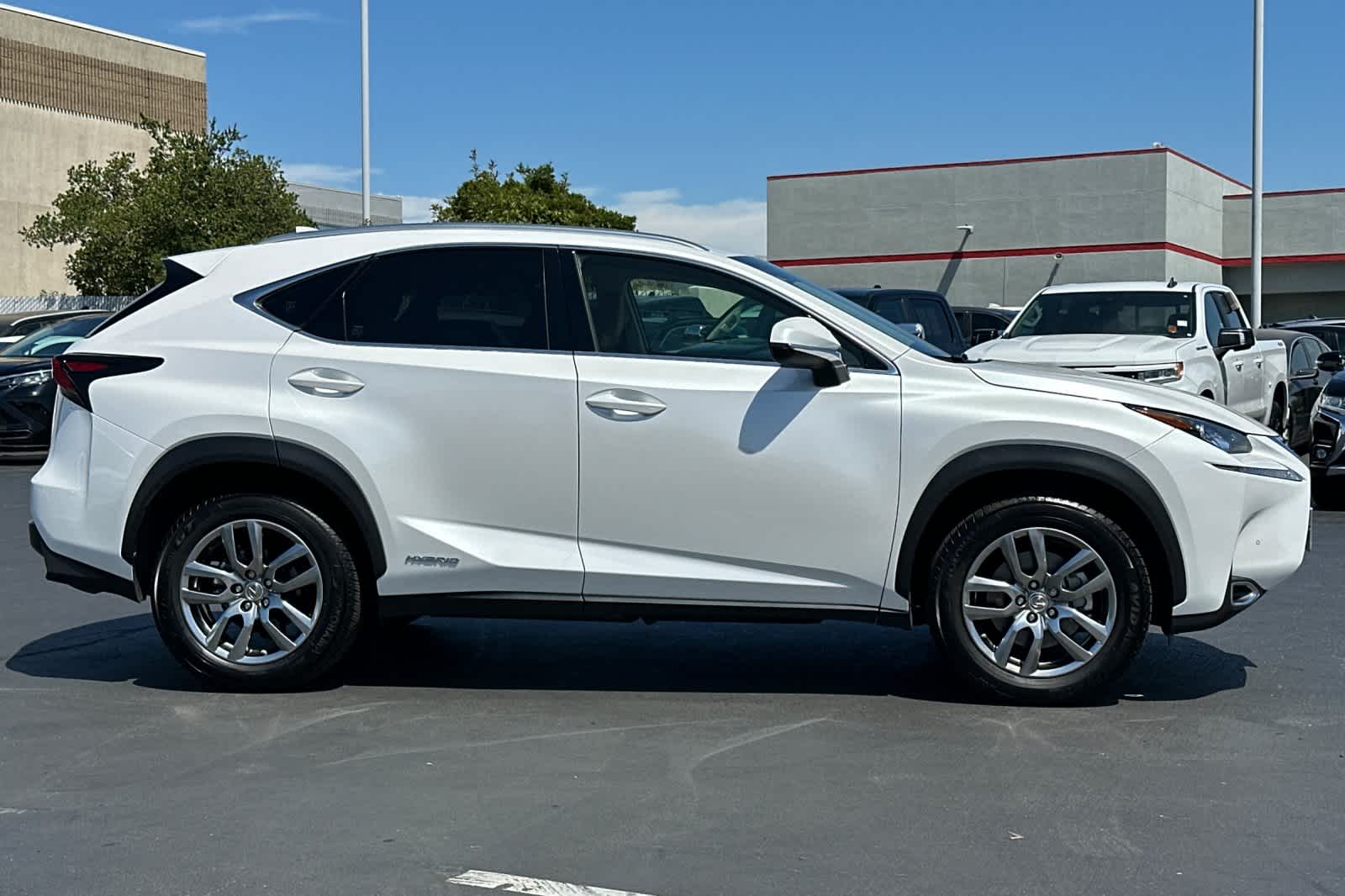 Thumbnail: 2016 Lexus NX - 6