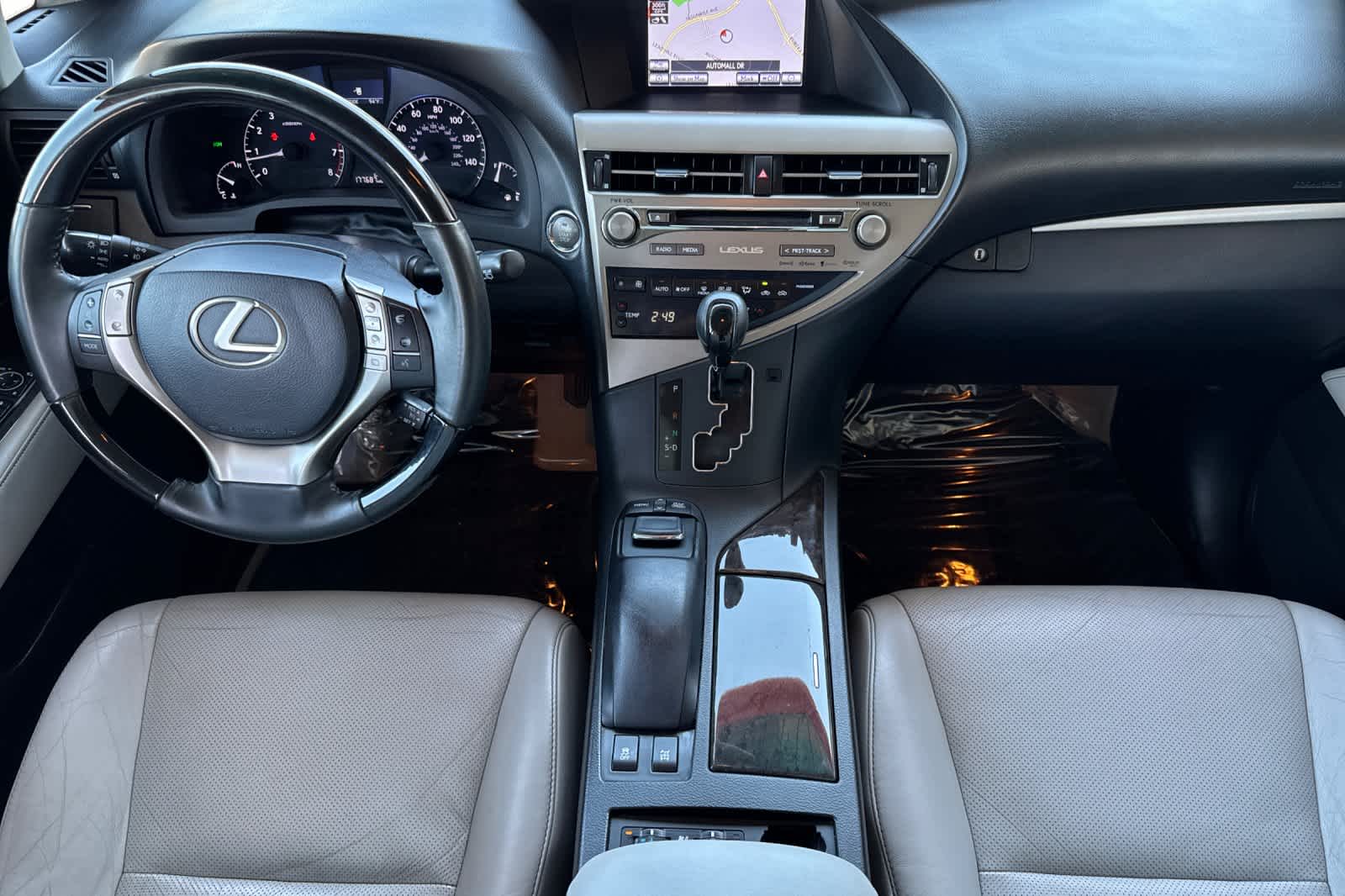 Thumbnail: 2015 Lexus RX - 3