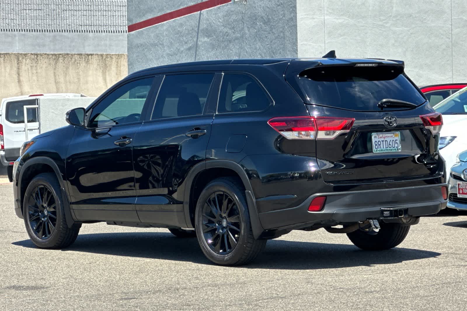 Thumbnail: 2019 Toyota Highlander - 7