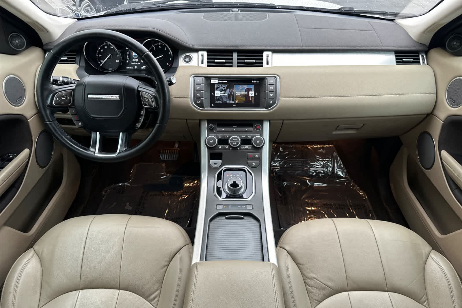 Thumbnail: 2016 Land Rover Range Rover Evoque - 3