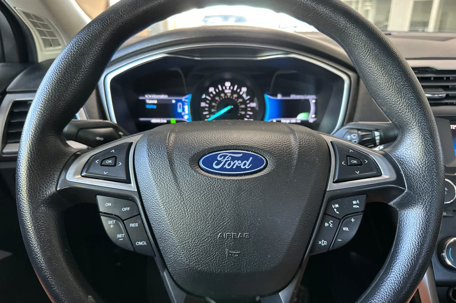 Thumbnail: 2018 Ford Fusion - 23
