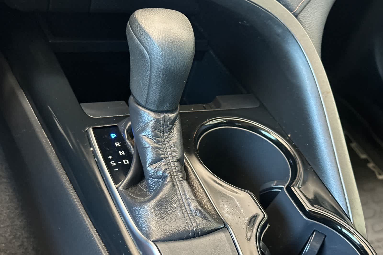 2019 Toyota Camry LE 21