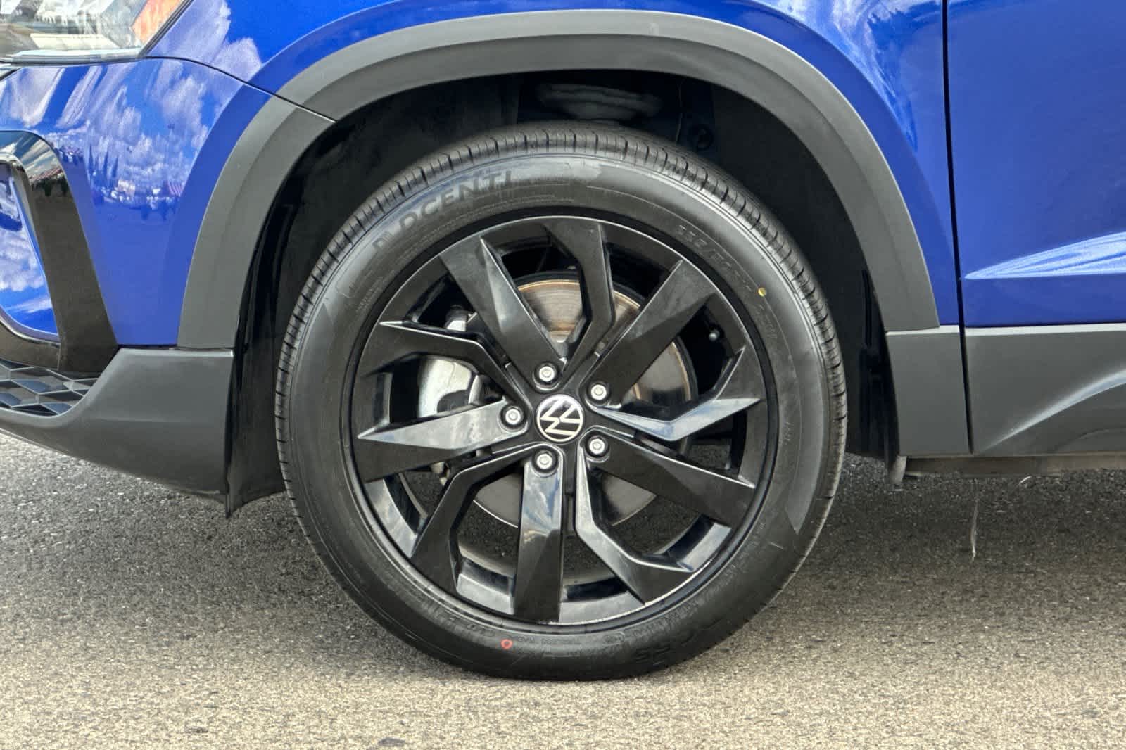 Thumbnail: 2024 Volkswagen Taos - 31