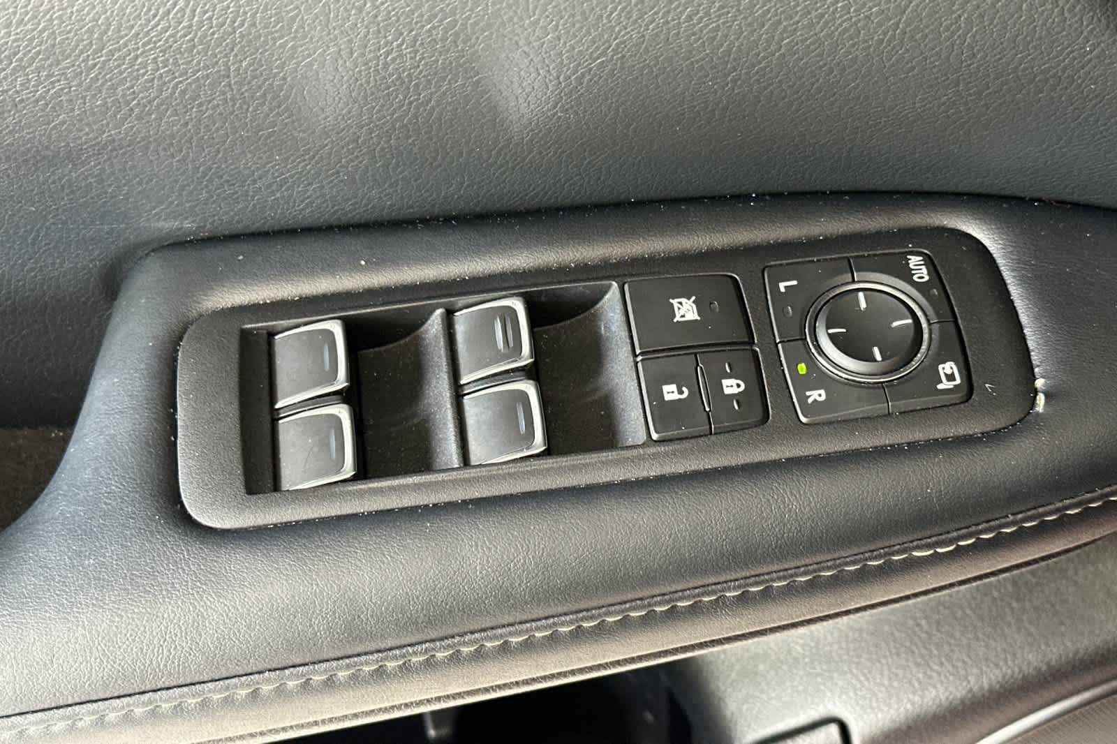 Thumbnail: 2021 Lexus RX - 13