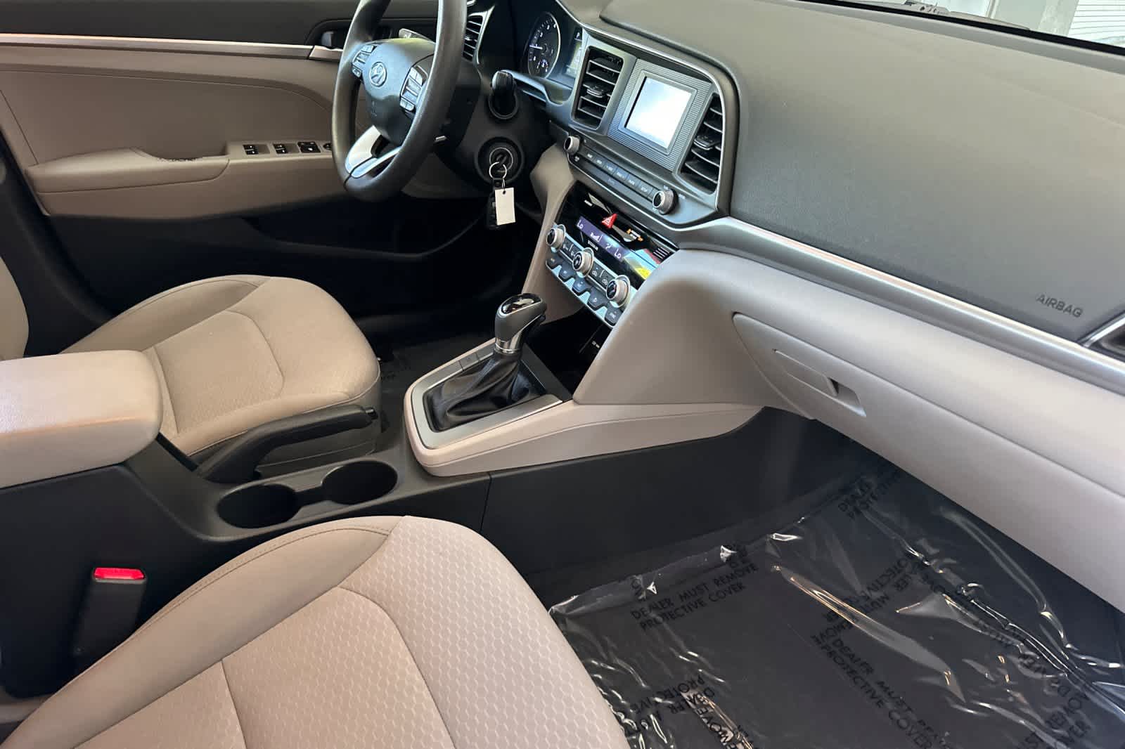 Thumbnail: 2020 Hyundai Elantra - 15