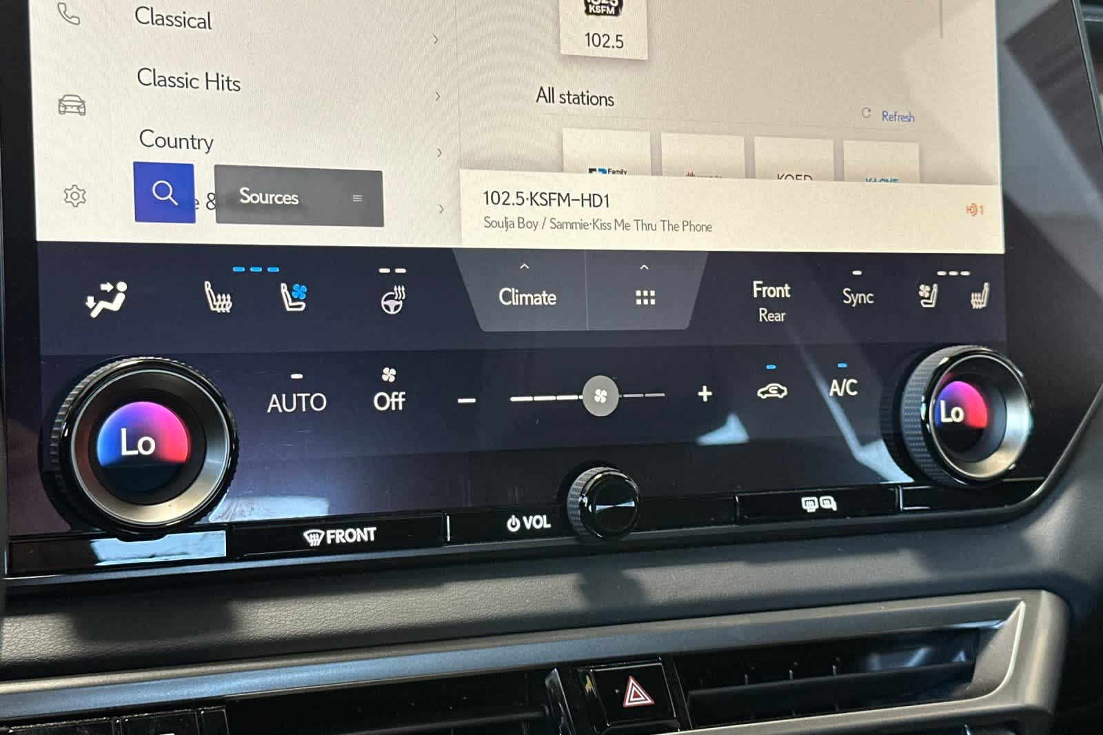 Thumbnail: 2025 Lexus RX - 22