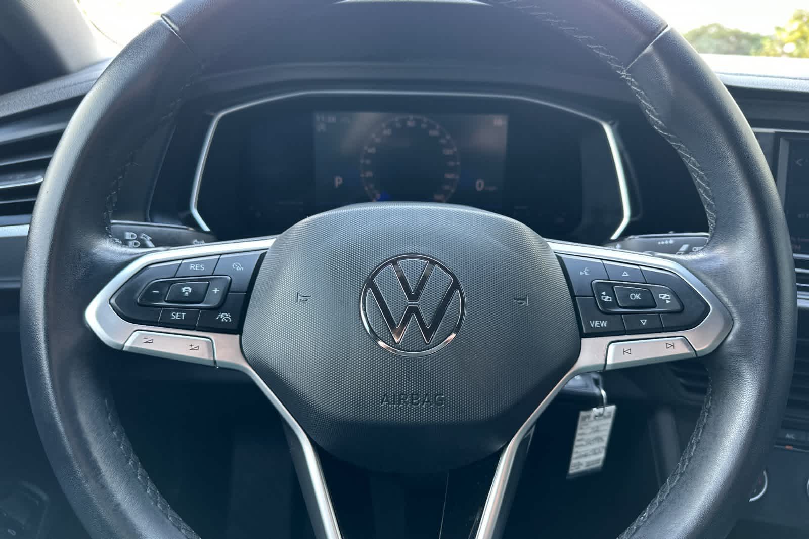 Thumbnail: 2022 Volkswagen Jetta - 22