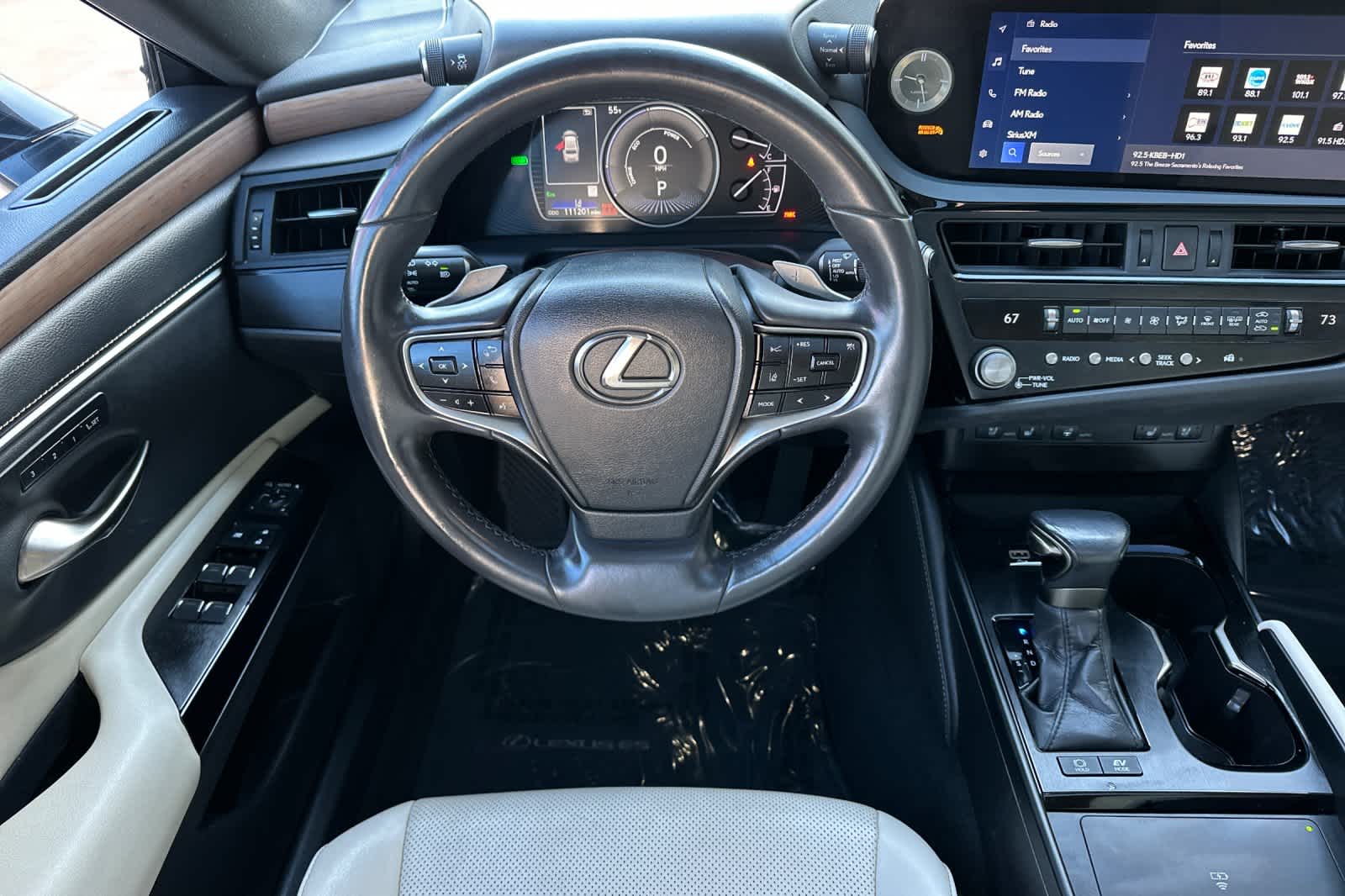 Thumbnail: 2023 Lexus ES - 15