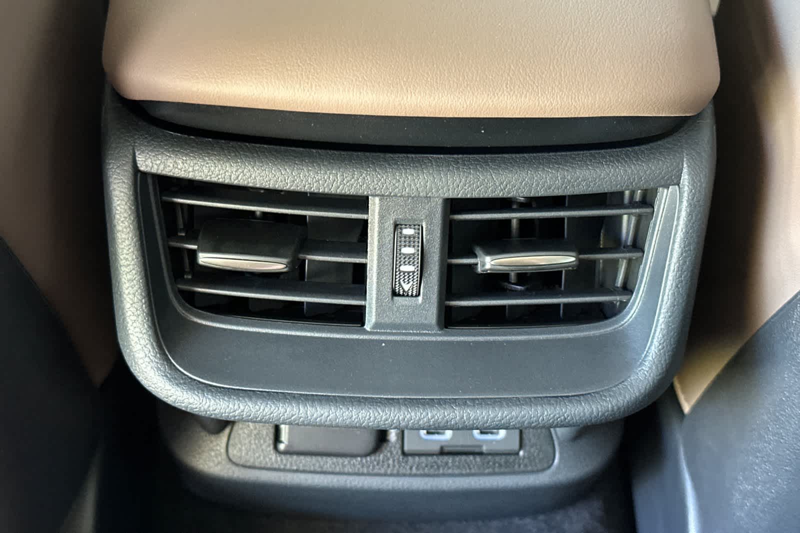 Thumbnail: 2025 Lexus ES - 14