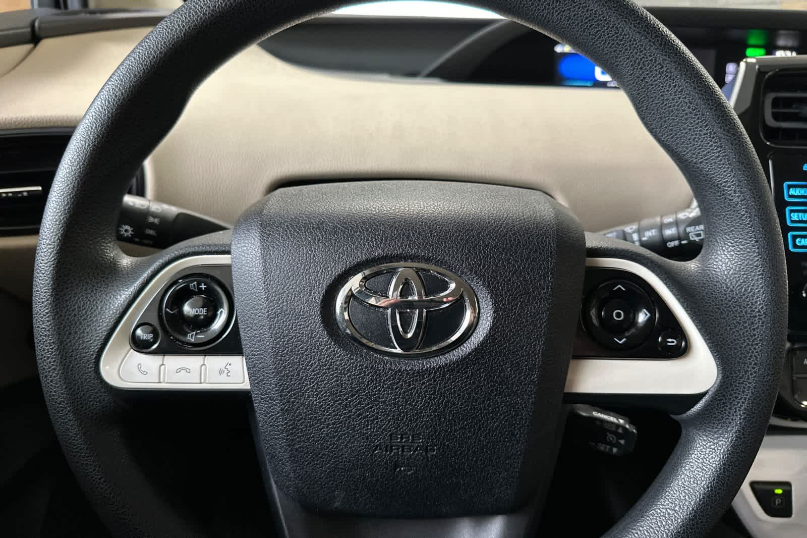 Thumbnail: 2016 Toyota Prius - 24