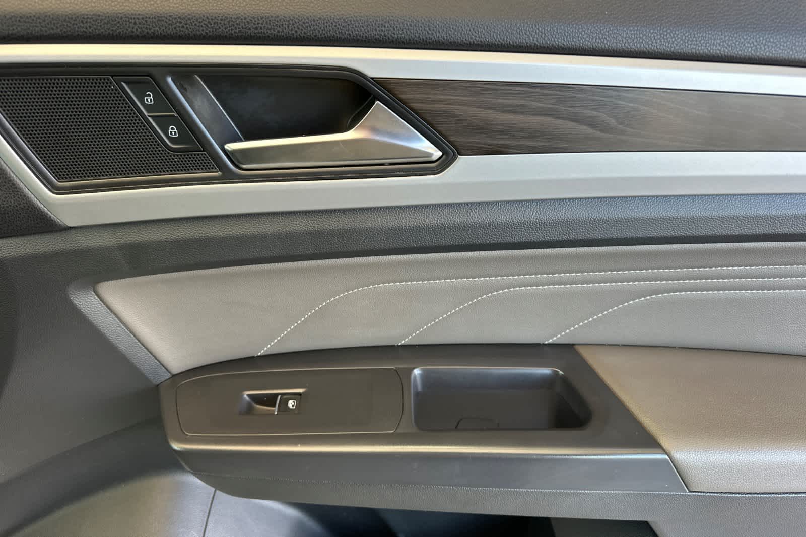 Thumbnail: 2021 Volkswagen Atlas - 20