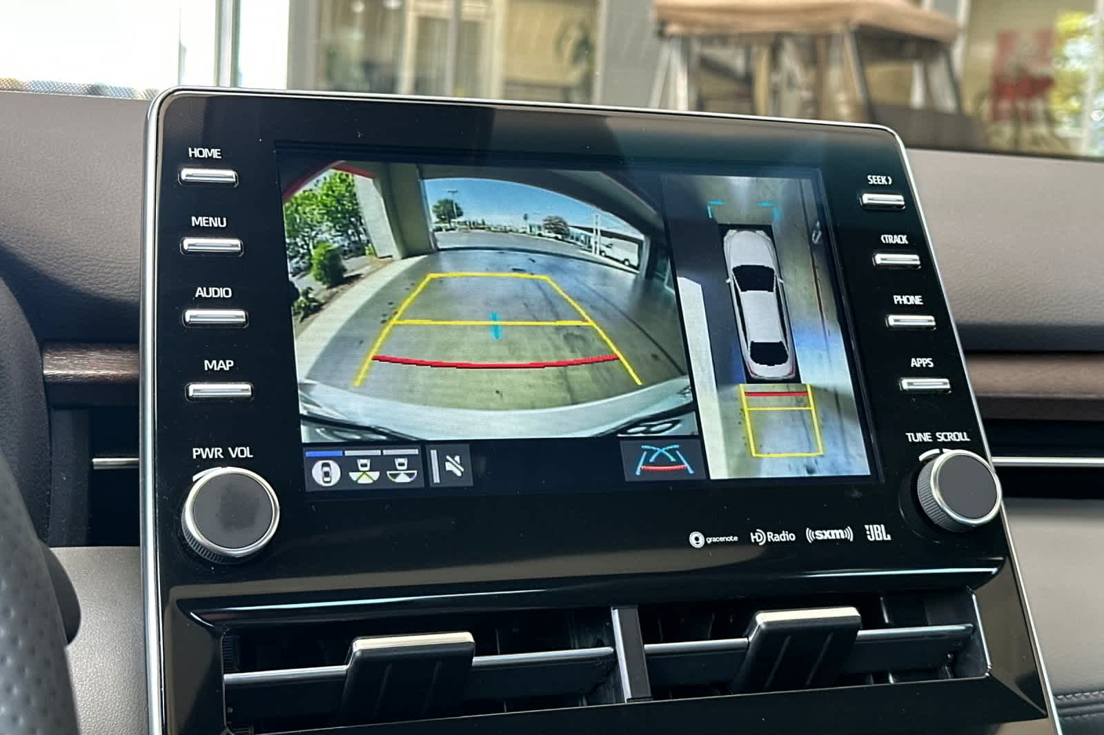 Thumbnail: 2021 Toyota Avalon - 21