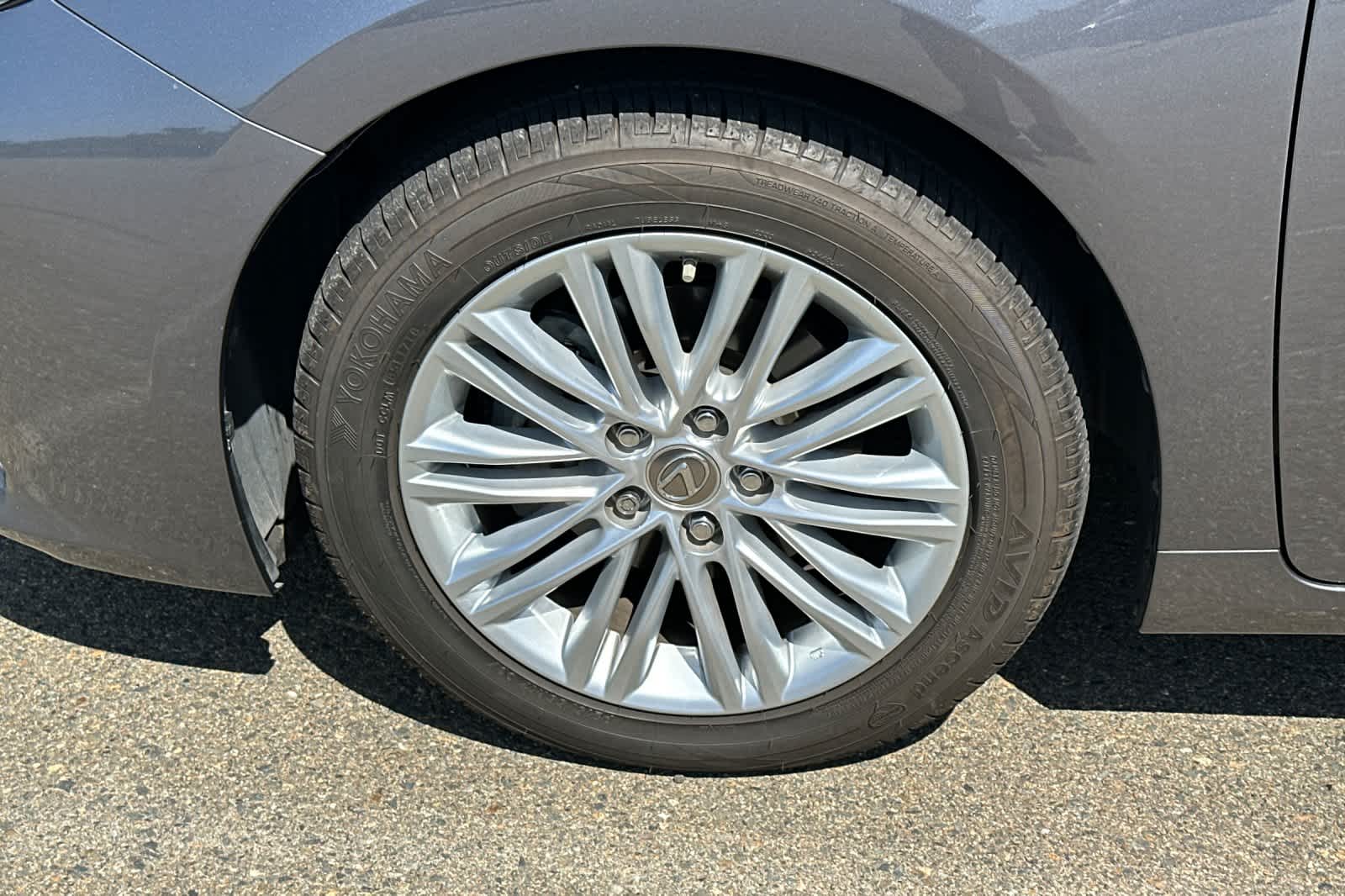 2015 Lexus ES 350 22