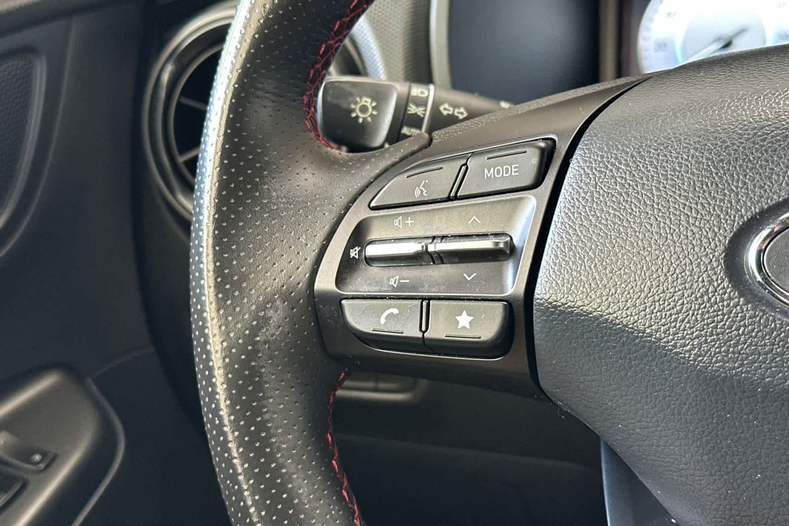 Thumbnail: 2022 Hyundai Kona - 25