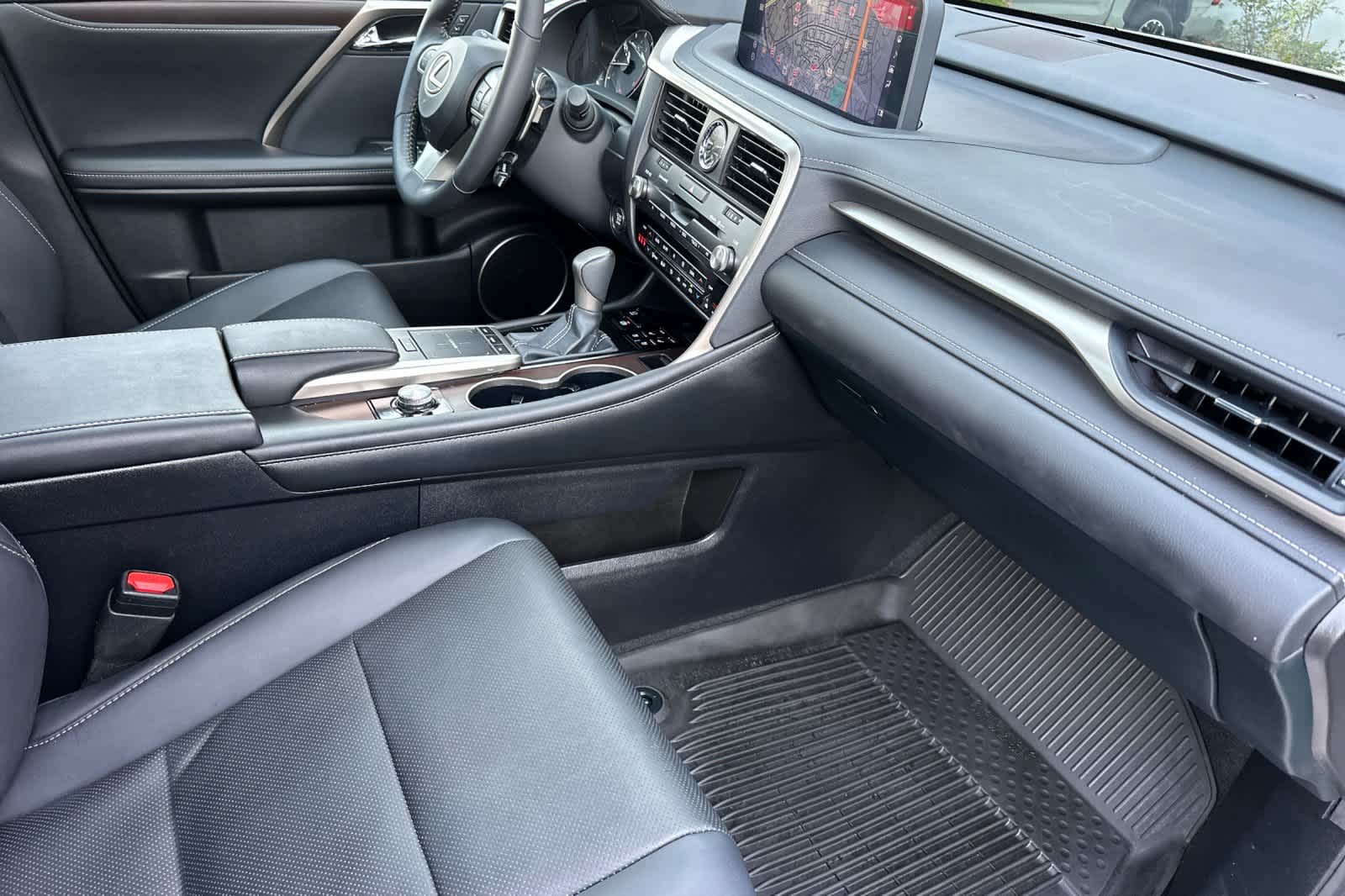 Thumbnail: 2022 Lexus RX - 17