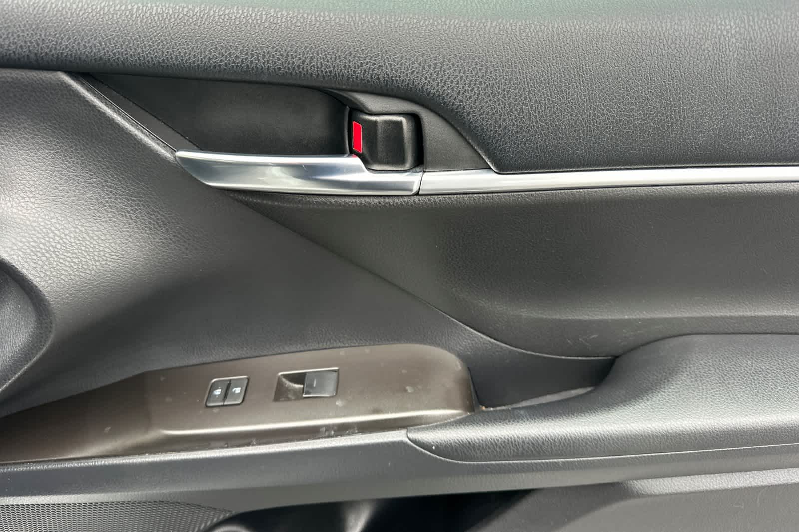 Thumbnail: 2023 Toyota Camry - 17