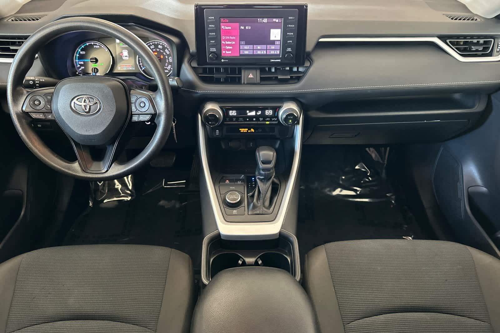 Thumbnail: 2021 Toyota RAV4 - 3