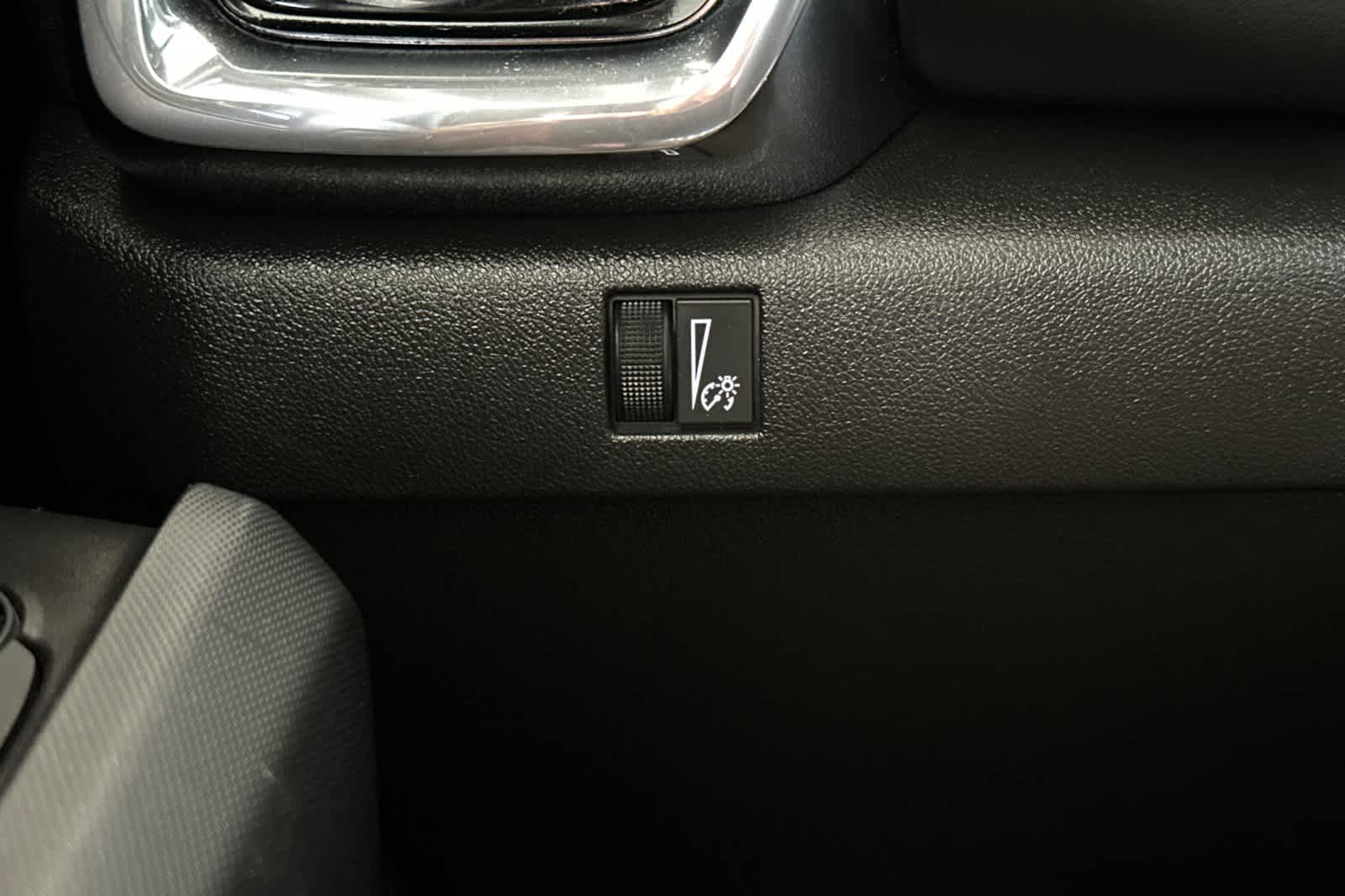 Thumbnail: 2024 GMC Canyon - 30