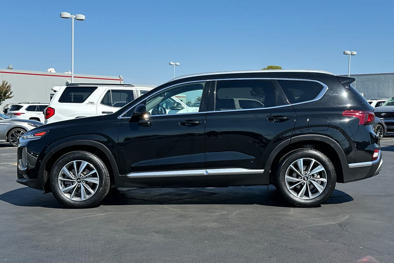Thumbnail: 2020 Hyundai Santa Fe - 9